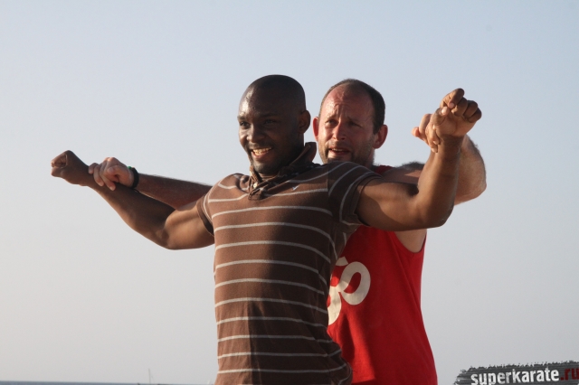 Тренировки каратэ в Африке
